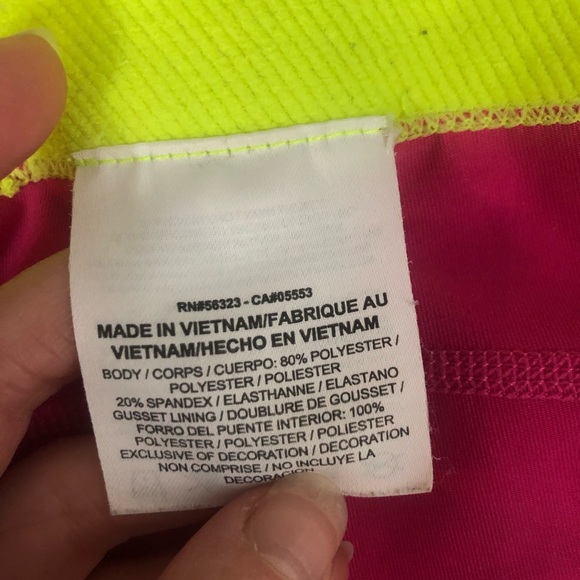 Nike Pro dri fit compression shorts neon pink - Picture 4 of 6